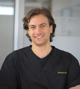 Dr. Ido Landau