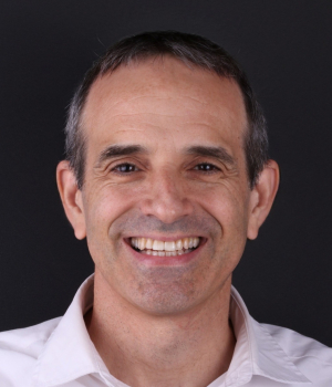 Dr. Yuval SamuniOral Surgeon Specialist